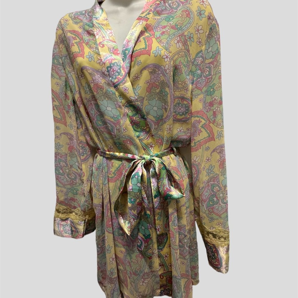 Delicates size small yellow sheer floral satin paisley short wrap robe